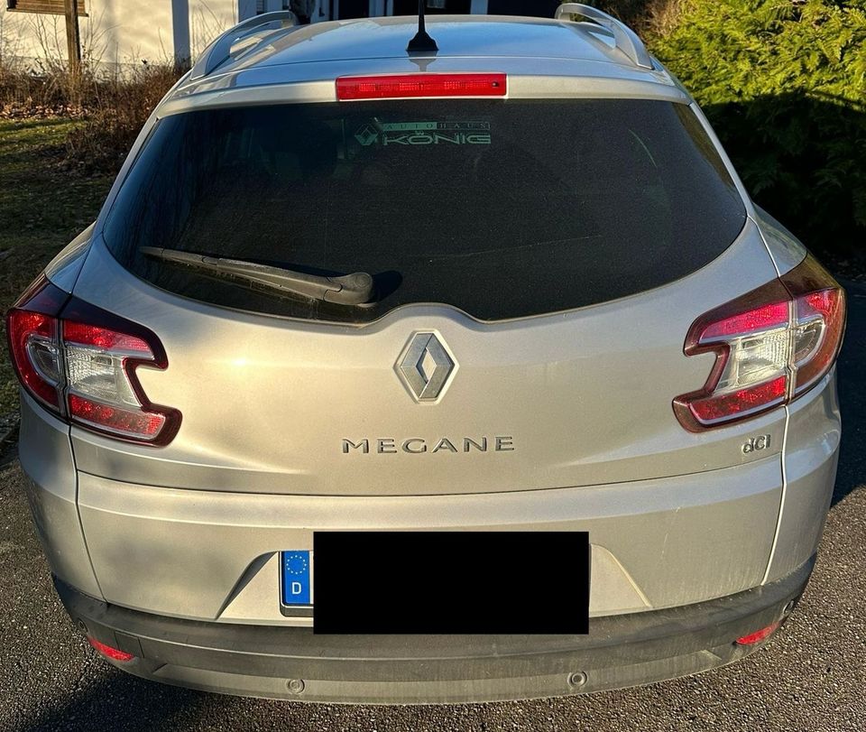 Renault Megane 3 Grandtour Bose Edition 1.9 dCi in Monheim