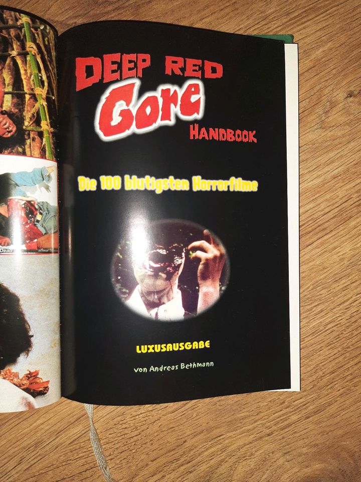 Deep Red Gore Buch in Emden