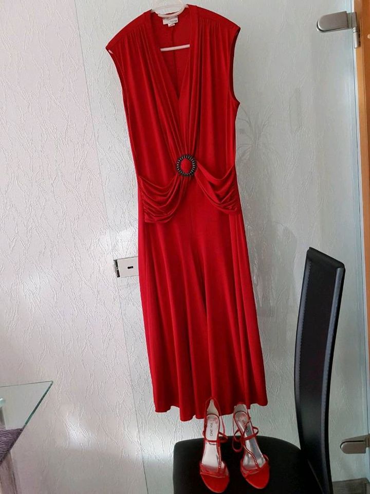 Abendkleid von Heine Größe 44 in Kleve