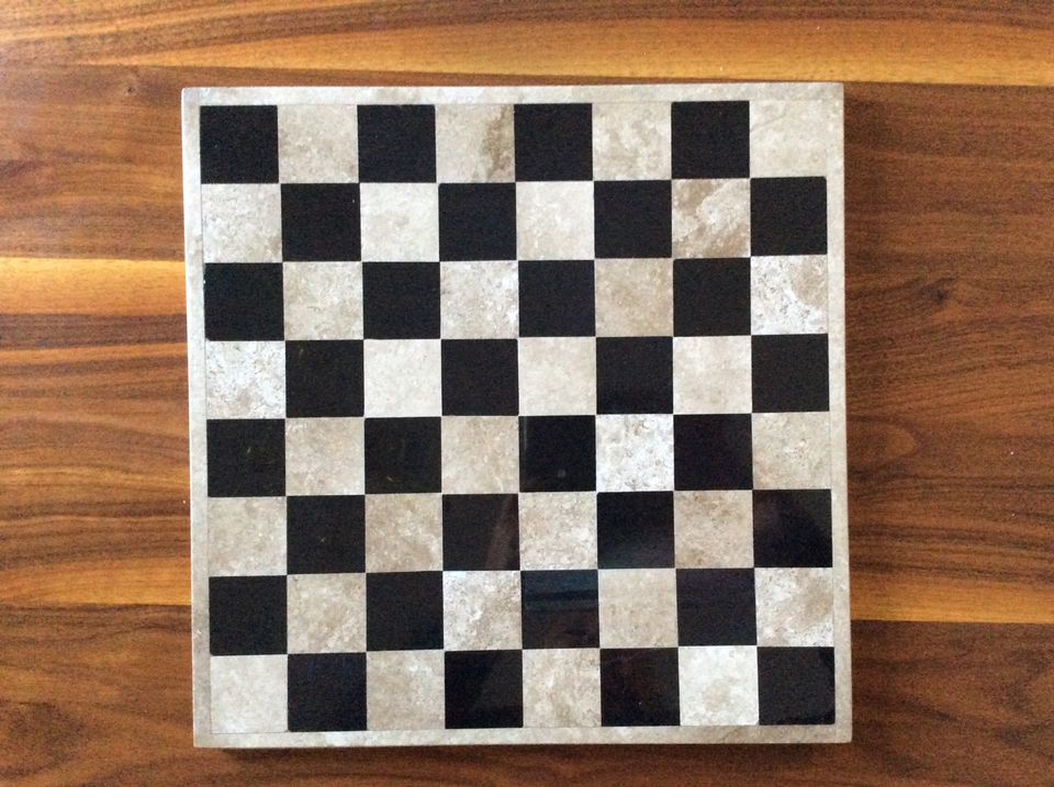 Schachspiel aus Speckstein — 40 x 40 cm vollständig „NEU“ in Mühlhausen