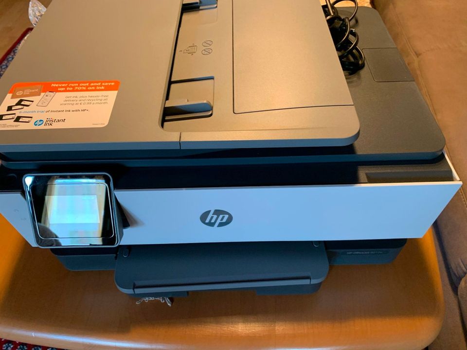 HP Officejet 8012e  All-in-One-Drucker  SN TH19L2P1C5 in Stuttgart