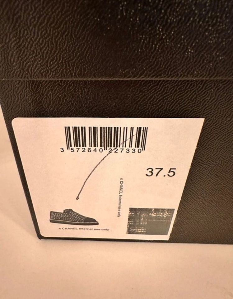 Chanel Tweed Schnürschuhe 37,5 Schwarz Grau Damen Schuhe TOP!!! in Berlin