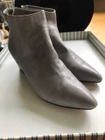 Vero Cuoio Leder Stiefeletten Taubengrau Gr. 36 Frankfurt am Main - Sachsenhausen Vorschau