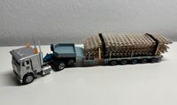 Herpa 854228 Freightliner 96 Tieflader Sattelzug Stahlträger 1:87 München - Moosach Vorschau