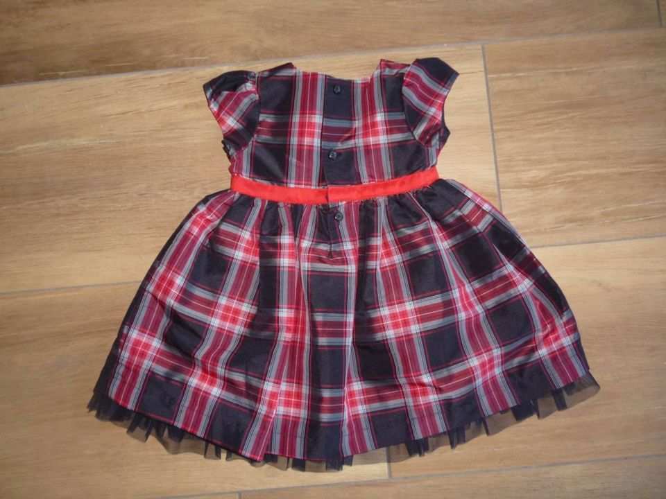 Carters Festkleid, Gr. 9 Monate, gut erhalten in Forchheim