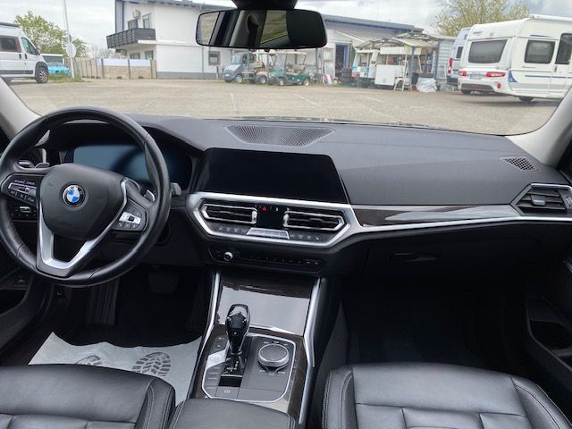 BMW 320 D Touring G31 Automatik MWST ausweisbar, Leder, Navi, Rückfahrkamera, AHK, Tausch möglich in Oedheim