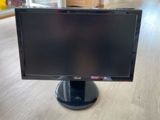 Monitor   Asus Vh192D in Reutlingen