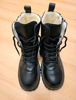 TOP Winter Stiefeletten Boots Gr. 41/42 schwarz gefüttert Fell Niedersachsen - Wienhausen Vorschau