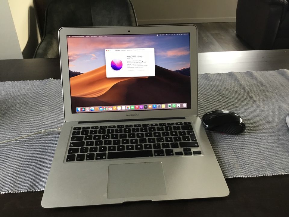 MacBook Air 13,3 Zoll 2015 in Bremen