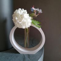 handgegossene Vase mit Reagenzglas Nordrhein-Westfalen - Sprockhövel Vorschau