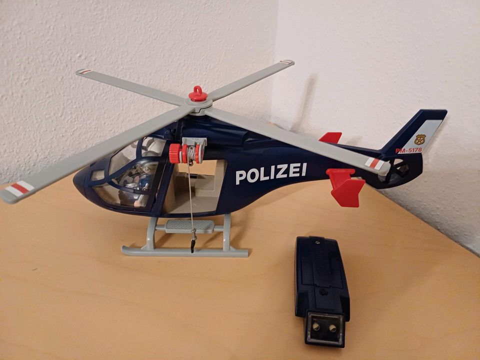 Playmobil Polizeihubschrauber mit Suchscheinwerfer  5178 in Neusäß