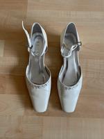 Pumps / Brautschuhe in der Farbe Ivory in Größe 38 Niedersachsen - Northeim Vorschau
