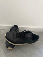 Reebok Classics Schwarz glänzend Gr. 38,5 Hessen - Bruchköbel Vorschau