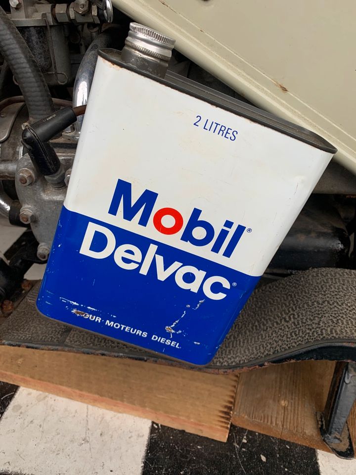 Mobiloil Öldose Delvac Pegasus 60er Jahre Vespa Scooter Man Cave in Korschenbroich