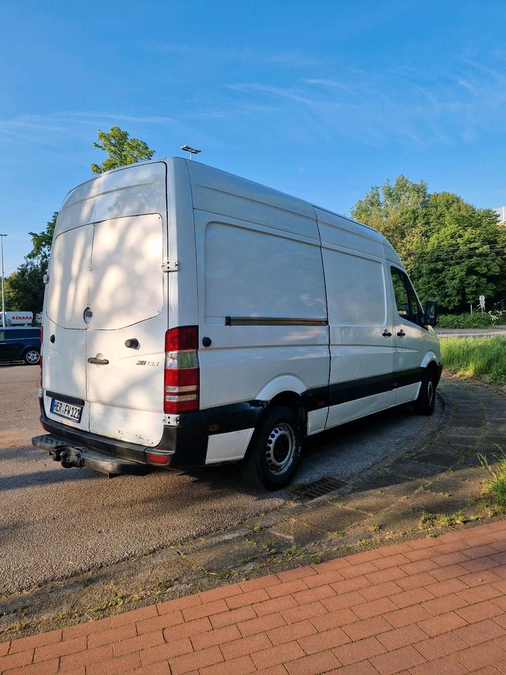 Mercedes Sprinter TÜV 04/25 in Duisburg