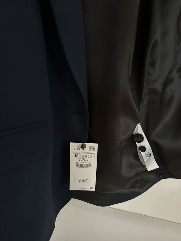 Zara Blazer -dunkel blau -gr:M in München