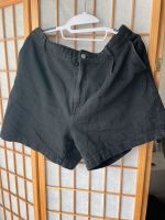 Jeans-Shorts mit hoher Taille von Mango schwarz Gr. 44 Hamburg-Nord - Hamburg Winterhude Vorschau