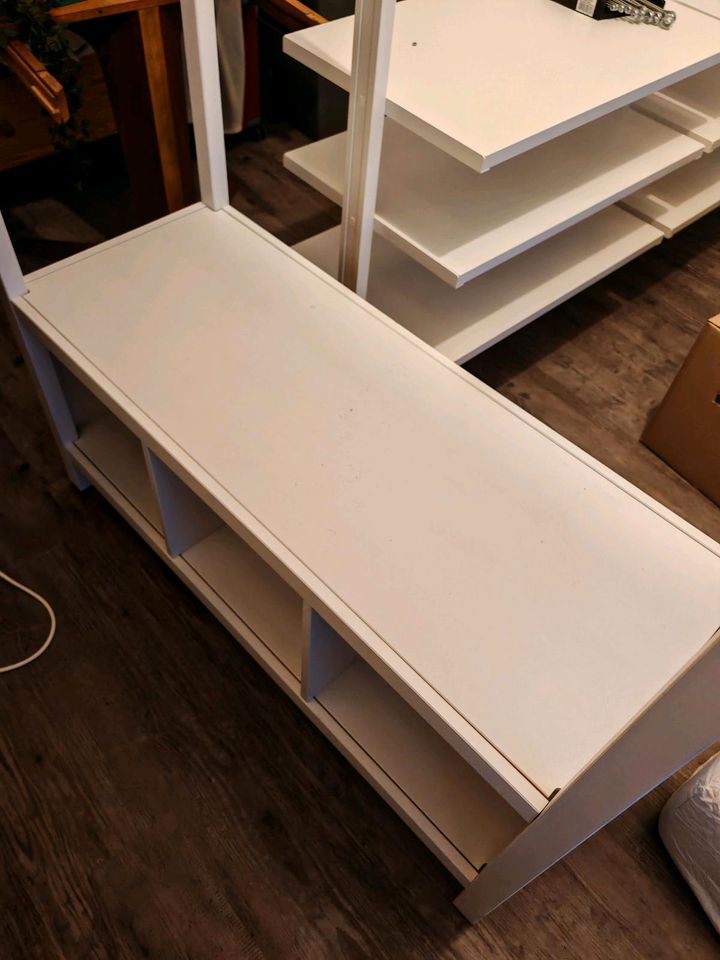 Hemnes Kleiderschrank offen (weiss) in Berlin