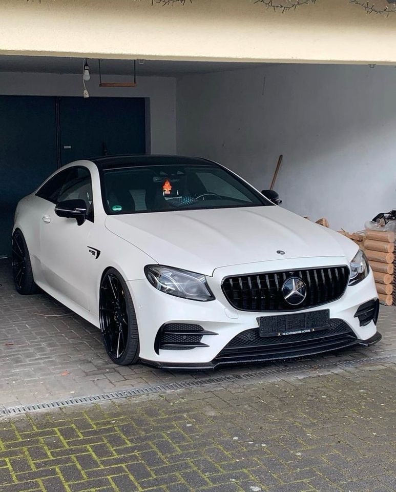 Mercedes E400 1.Edition E53AMG Vollumbau begrenzt auf 555 Stück in Aschaffenburg