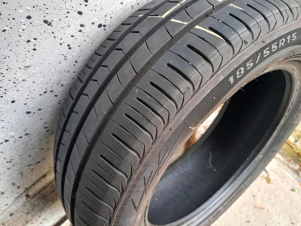 4x Reifen sehr gut erhalten in Nordenham