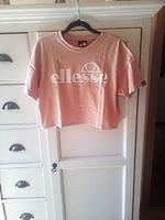 Neu " " Ellesse " Cropped Top ! Bayern - Eltmann Vorschau