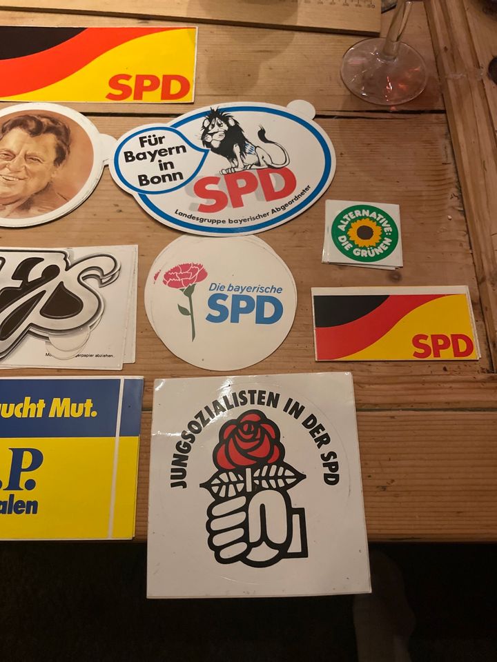 Aufkleber Sticker Retro SPD CDU FDP in Niedernberg