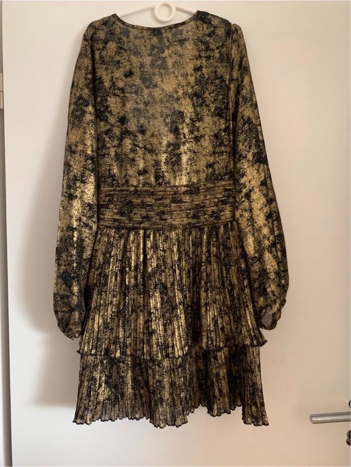 Zara Kleid Minikleid Größe M Gold neu in Hannover