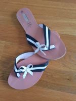 Flip Flops Sandalen Gr. 36 mit Schleife ungetragen Baden-Württemberg - Ottersweier Vorschau