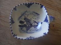 Delft? kleine Tasse Schale Motiv Windmühle weiß blau Nordrhein-Westfalen - Bad Münstereifel Vorschau