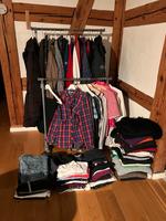Damenbekleidung Paket 42 ca 44, Camel, Tommy Hilfiger, etc. Baden-Württemberg - Bad Wildbad Vorschau