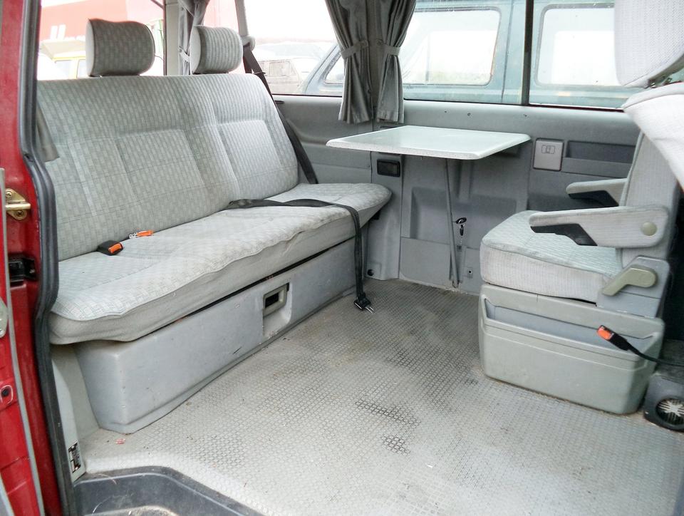 VW T4 Multivan Ausstattung Innenausstattung Schlafbank  Bett in Melle