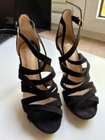 High Heels mit Riemen von H&M, Gr. 37 München - Bogenhausen Vorschau