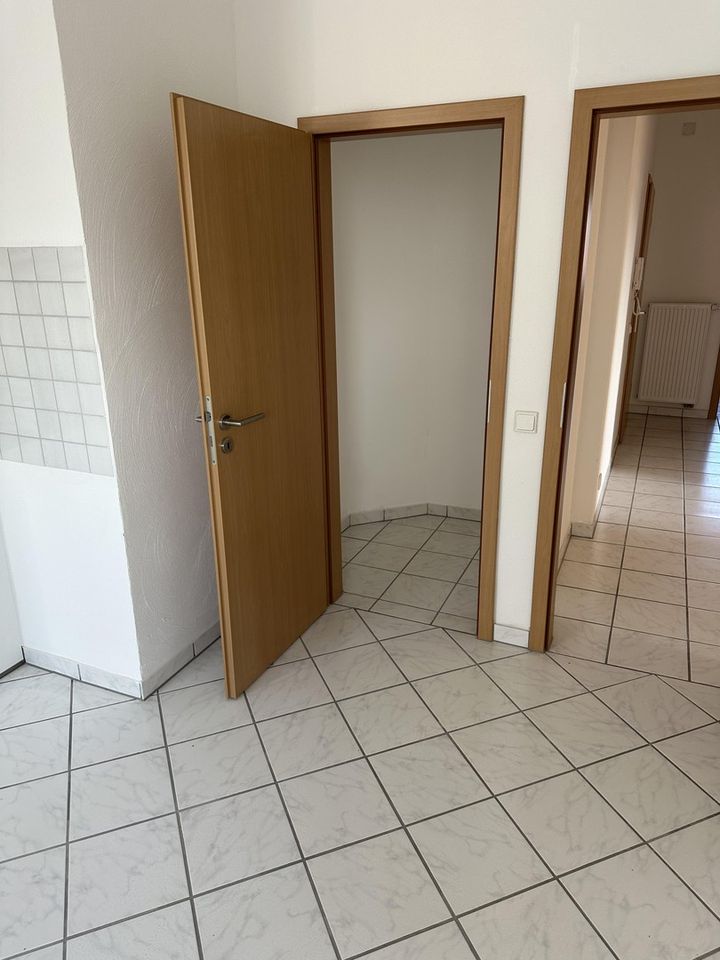 Komfortable,gehobene 2 Zimmer/Küche/Bad DG-Wohnung mit Dachterasse im Erstbezug nach Sanierung in Saarbrücken