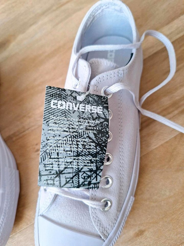 Converse Chucks Wildleder in Größe 39,5 in Heidgraben