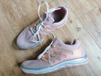 Skechers Mädchen Schuhe Gr. 37 Sneaker Turnschuhe Damen Glitzer Rheinland-Pfalz - Trier Vorschau
