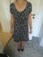 Sommer Kleid Gina 36 geblümt Wandsbek - Hamburg Farmsen-Berne Vorschau