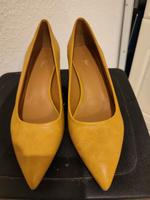 Graceland Pumps Senffarben Brandenburg - Friedland (Mark) Vorschau