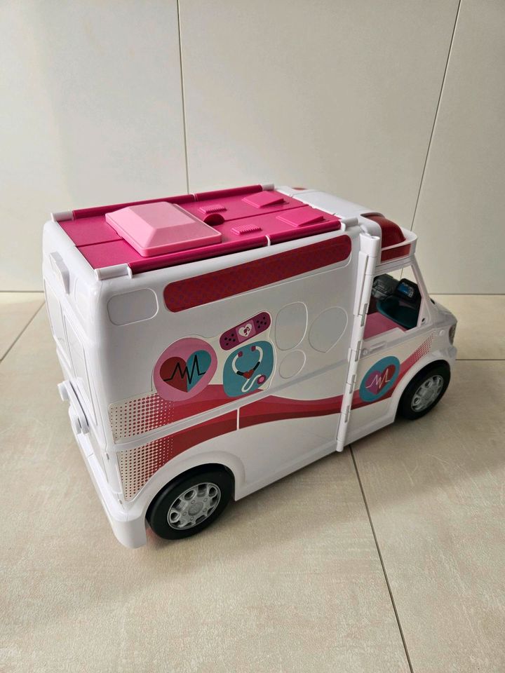 Barbie Krankenwagen in Woltersdorf