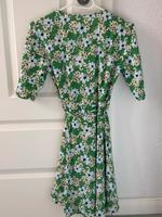 Sommerkleid von Arket Niedersachsen - Weener Vorschau