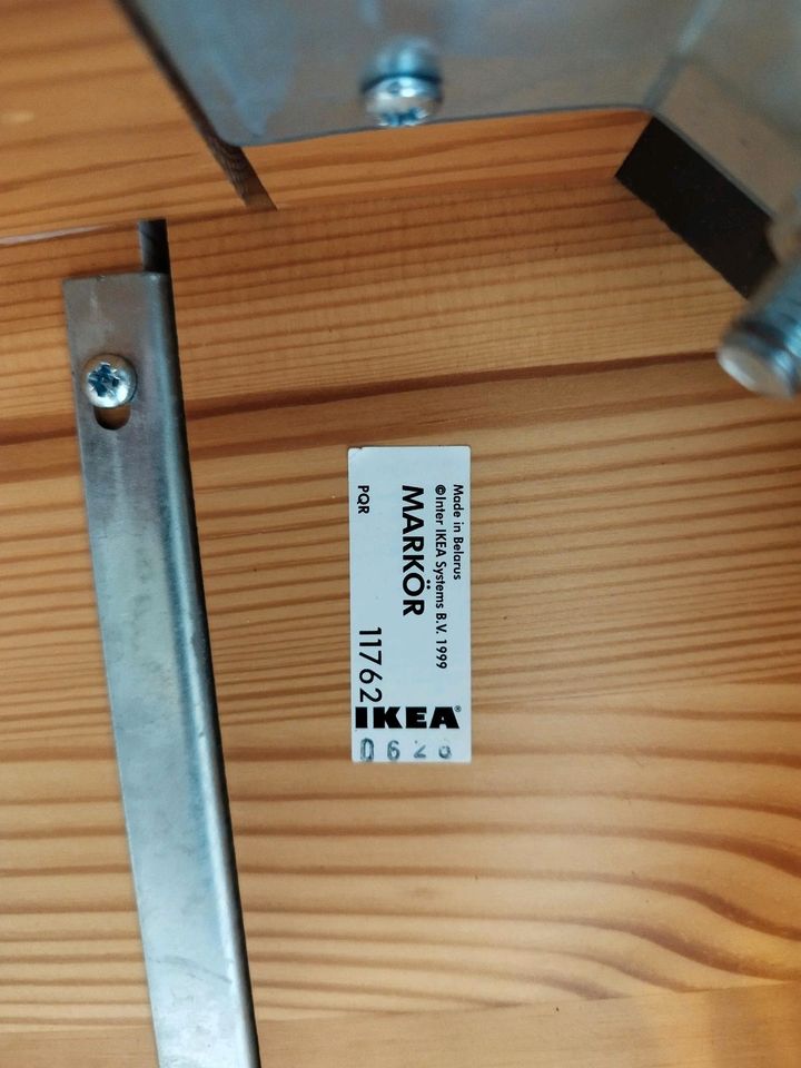 Wohnzimmertisch IKEA MARKÖR Echtholz in Schopp