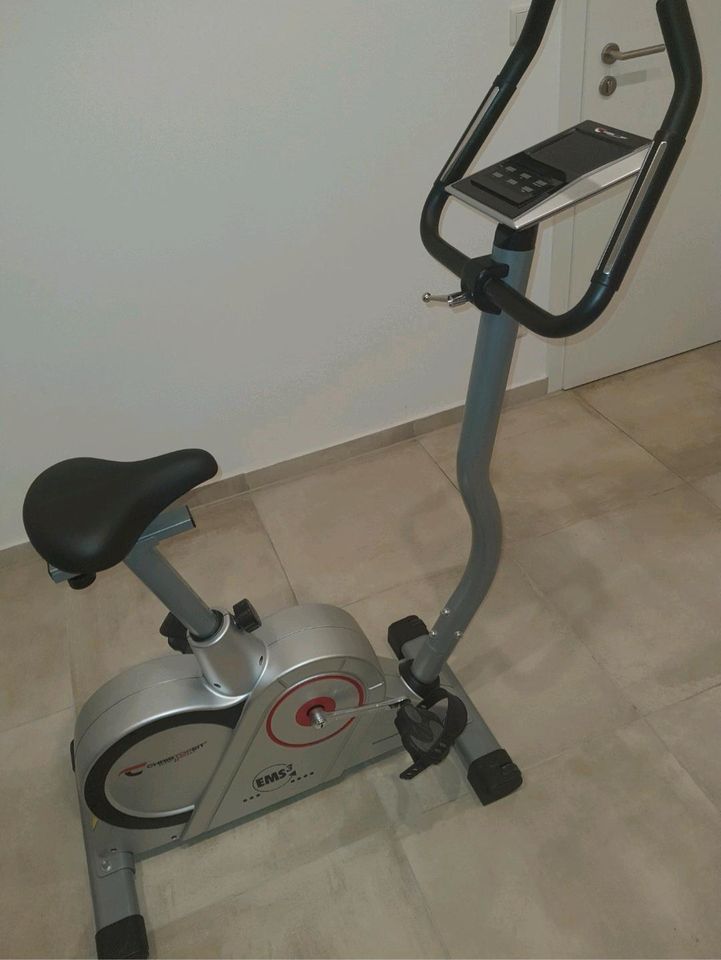 Heimtrainer Fahrrad Ergometer in Bielefeld