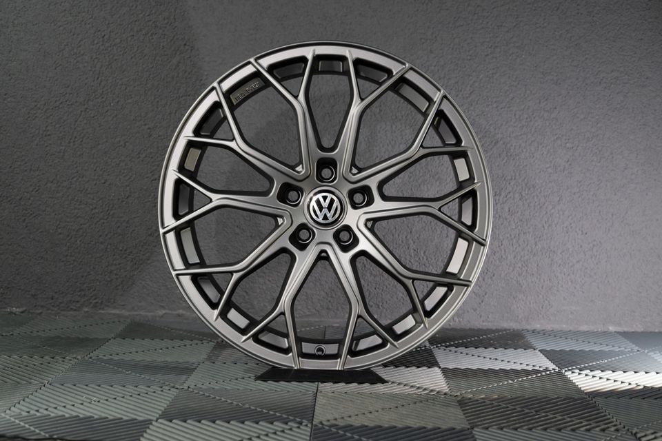 FF Wheels FF01 19 Zoll Sommerräder für VW Volkswagen Passat Sharan TROC T-ROC T ROC Arteon Beetle B8 3C 7N A1 R 3H CC Felgen Reifen Räder grau matt Performance Sommereifen 5x112 ABE R Kompletträder in Neckarsulm