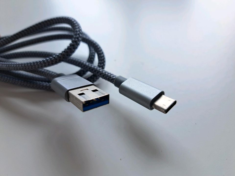 Ladekabel USB auf USB C in Uffenheim