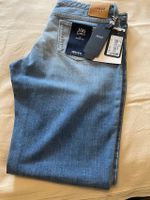 Armani Damen Jeans Größe 32 Neu mit Etikett Sachsen - Neukieritzsch Vorschau