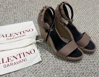 Valentino Garavani sexy poudre / taupe farbene Wedges 39 NEUw Baden-Württemberg - Konstanz Vorschau
