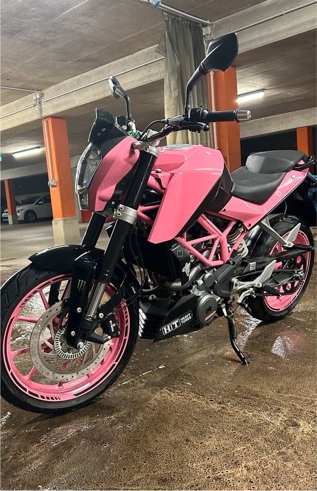 KTM Duke 390 Bj 2014 /  A2 !!!  in  ROSA in München