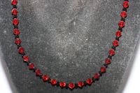 Halskette,m. schwarzen  u. roten Swarovskisteinen, ca. 46 cm lg. Nordrhein-Westfalen - Kleve Vorschau