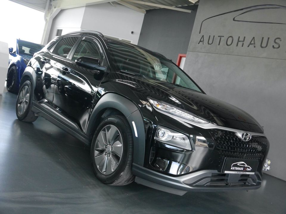 Hyundai Kona Style Elektro 2WD*150KW*Wärmepumpe*Navi*ACC in Bergheim