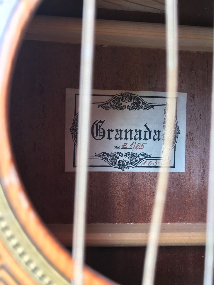 Gitarre Granada Z1/65 mit Tasche in Berlin