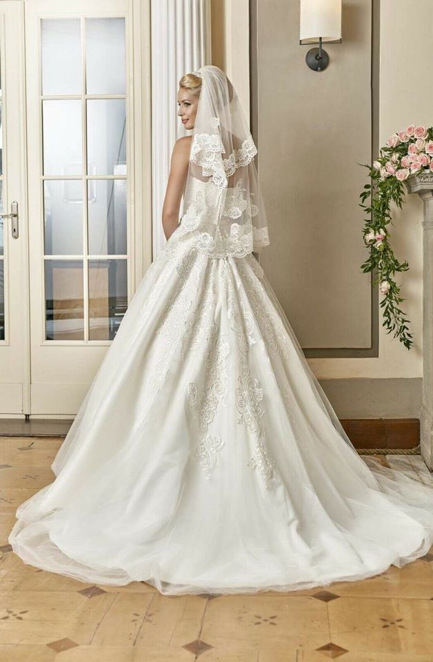 Sissi Brautkleid Hochzeitskleid Prinzessin A-Linie L XL 40 42 44 in Pfedelbach